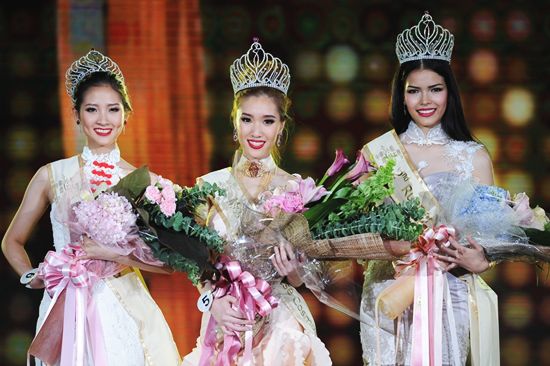 Miss thailand chinese cosmos 2013