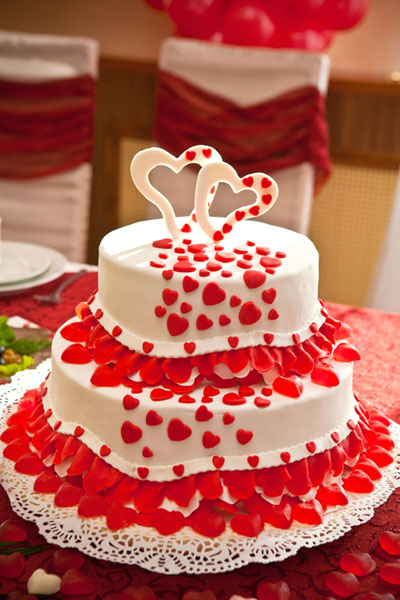red cakewedding 