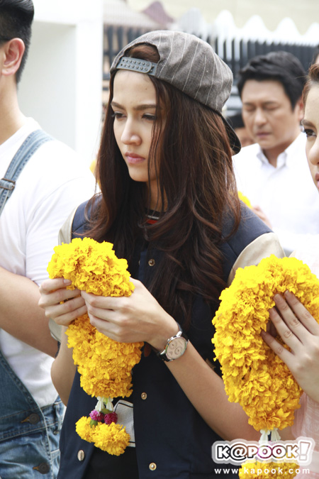 ละคร สามใบไม่เถา บวงสรวง