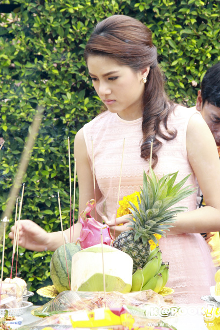 ละคร สามใบไม่เถา บวงสรวง