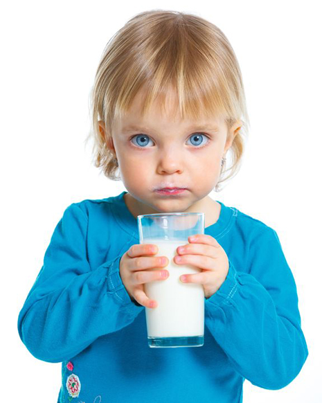 เด็กดื่มนม