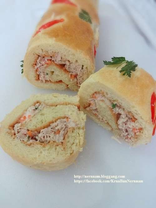  Tuna Roll Bread ขนมปังไส้ทูน่ามายองเนสเนื้อนุ่ม