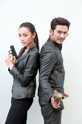 ป๋อ ณัฐวุฒิ น้ำตาล พิจักขณา แท็กทีมบู๊สุดพลัง ใน สายลับสามมิติ