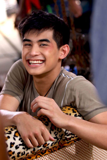 สูบคู่กู้โลก