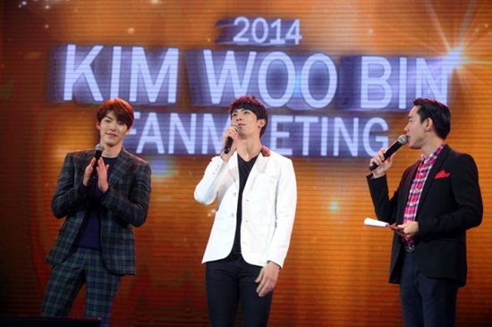 คิมอูบิน ทุ่มสุดตัว ไฮทัชแฟนคลับ 5 พันชีวิต ฟินทั้งฮอลล์ 