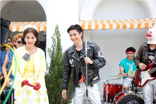  กอล์ฟ พิชญะ ทุ่มสุดตัว กำกับ MV Wrong พื้นผิดเบอร์ ดึง เก้า สุภัสสรา ร่วมงาน