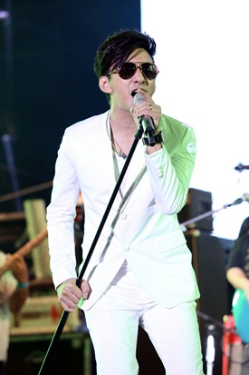  แฟนเพลงสุดฟิน Santorini Park Concert and Carnival 2013 สนุกครบรส