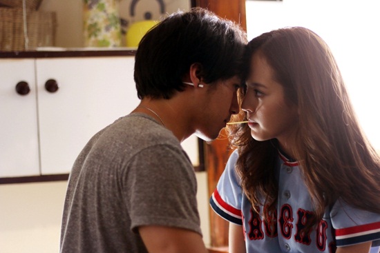  ศรัญ ตื่นเต้น MV หนังสั้น-ซิงเกิลแรก มองแต่ไม่เห็น ฟังแต่ไม่ได้ยิน