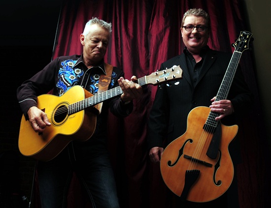 Tommy Emmanuel & Martin Taylor Live In Bangkok