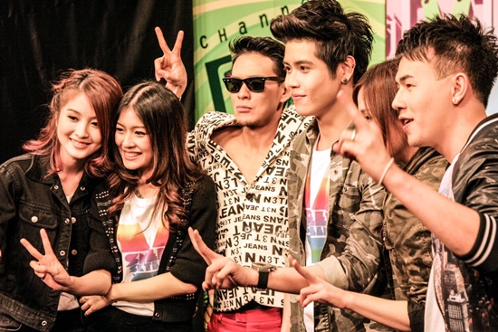 ดัง พันกร