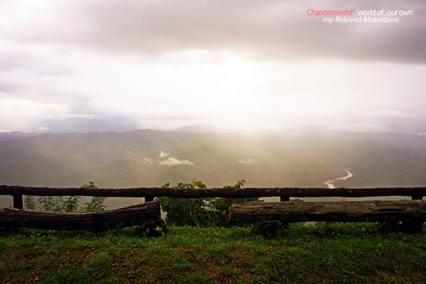 แอ่วน่าน ชมความงามของอุทยานฯ ศรีน่าน & ขุนสถาน