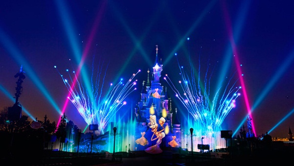 25 อันดับสวนสนุกน่าเที่ยวที่สุดในปี 2014 25 อันดับสวนสนุกน่าเที่ยวที่สุดในปี 2014