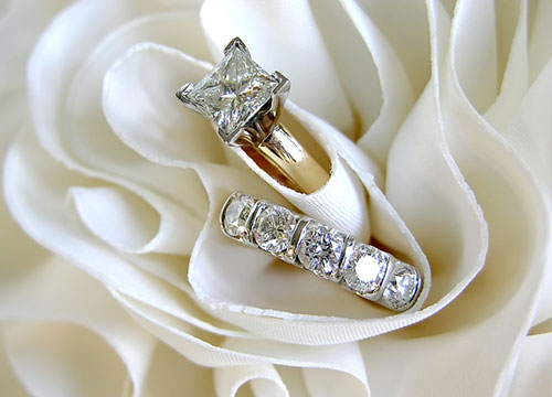  4 เคล็ดลับเลือกแหวนแต่งงาน แบบไหนใช่สำหรับคุณ