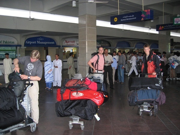  10 อันดับสนามบินยอดแย่ ที่นักเดินทางต่างยี้ ประจำปี 2014
