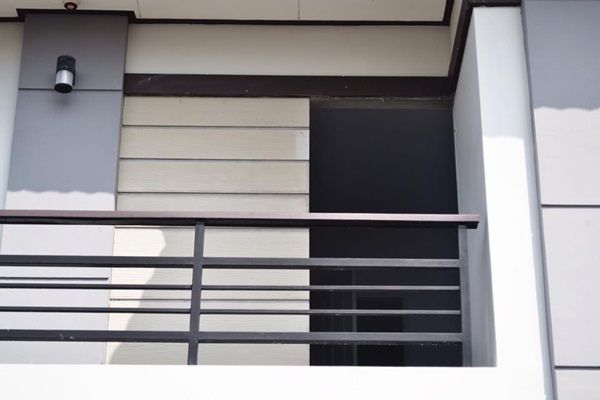 เนรมิตสตูดิโอกึ่งโรงหนังในบ้าน อลังการได้อีก