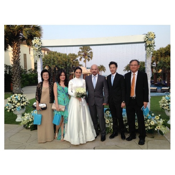 ภาพงานแต่งงาน จีจี้ จอมขวัญ - กีกี้ ศักดิ์ นานา