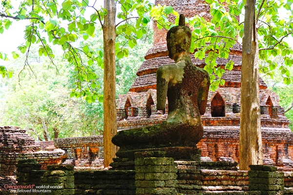 กำแพงเพชร เที่ยวเมืองโบราณ สัมผัสธรรมชาติและสายหมอก ณ เมืองกำแพงเพชร