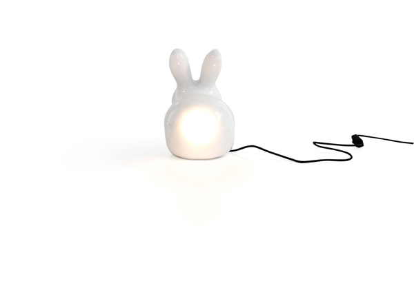 โคมไฟ Bunny Lamp ส่องสว่างจากหางกระต่ายน้อย