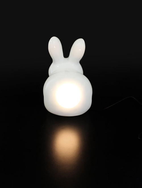 โคมไฟ Bunny Lamp ส่องสว่างจากหางกระต่ายน้อย