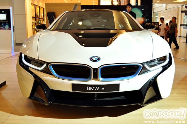 BMW i8