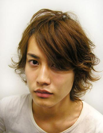 ผู้ชายผมยาว