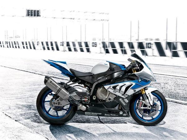  BMW HP4