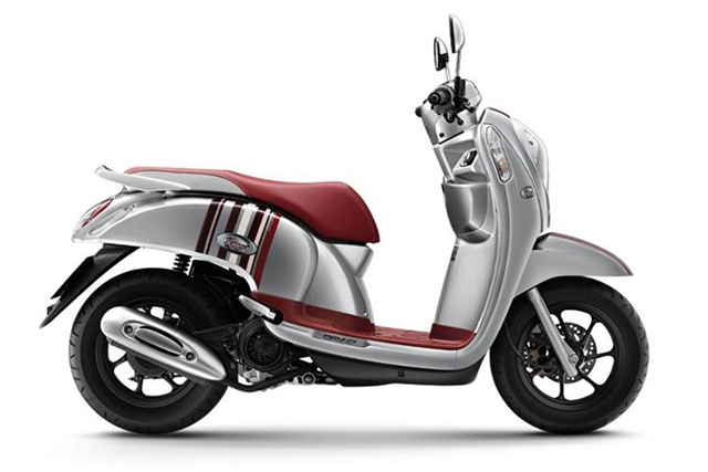 honda scoopy i S12