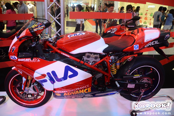 Ducati 999R FILA