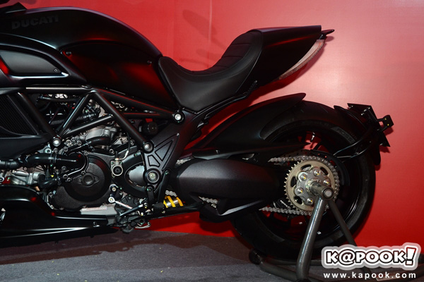 Ducati Diavel Dark