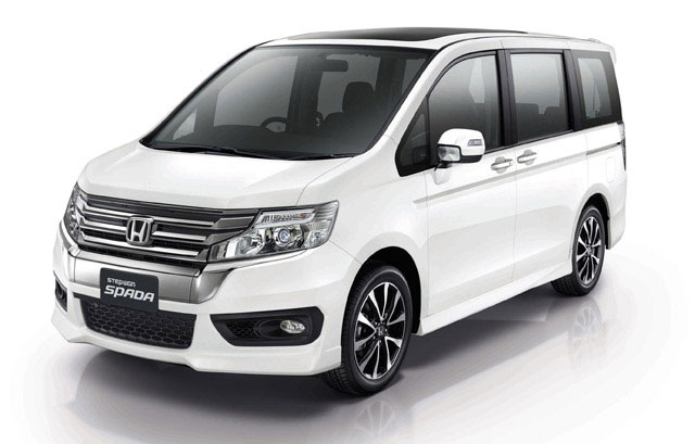 Honda Step Wagon Spada 2013