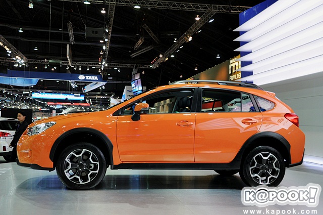 Subaru XV สีส้มใหม่ 