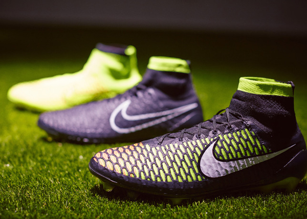 Nike Magista