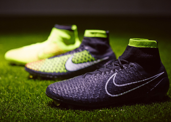 Nike Magista