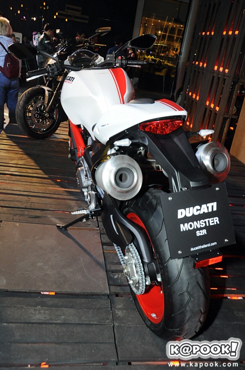 Ducati Monster S2R 