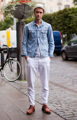กางเกงยีนส์สีขาว