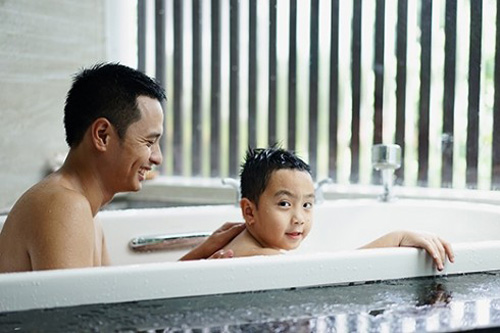 พ่อเลี้ยงเดี่ยวกับลูกชาย