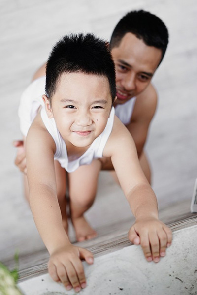 พ่อเลี้ยงเดี่ยวกับลูกชาย