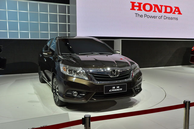 2013 Honda Crider Sedan