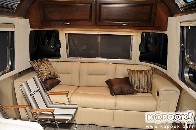 Airstream Classic 30