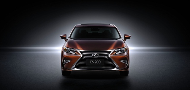 Lexus ES 2016