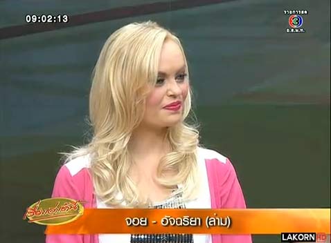 BARBIE LIVE ON STAGE 2013 บาร์บี้ตัวจริง โชว์ลีลาร้องเพลง 