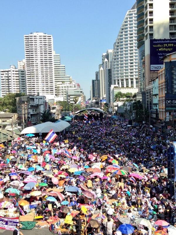 ปิดโรงเรียน ปิดมหาวิทยาลัย หนีม็อบ กปปส. shutdown bangkok  