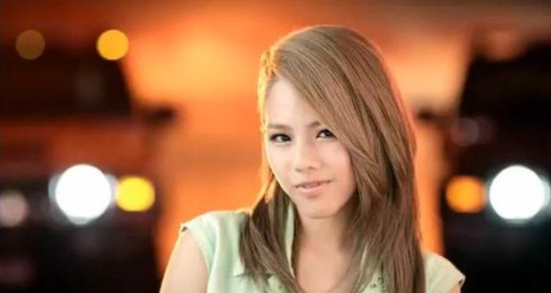 น้องมิ้นท์ TINY-G สาวไทยวัยใส โก(อินเตอร์)เกาหลี