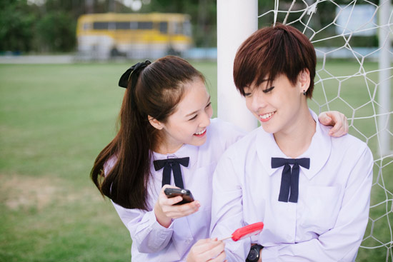พาเคลิ้ม หญิงรักหญิง MV มีสิทธิ์เจ็บถึงเมื่อไหร่ ฟินกับ เฟย์ ฟาง แก้ว