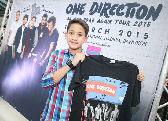 แฟนคลับแห่แสดงพลัง เตรียมต้อนรับการมาเยือนเมืองไทยครั้งแรกของ One Direction