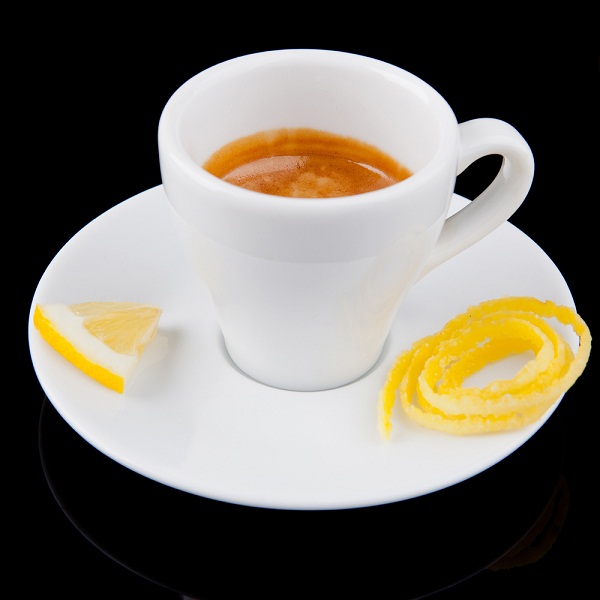 Espresso Romano กาแฟดำใส่เลมอน หอมกรุ่นสไตล์อิตาลี